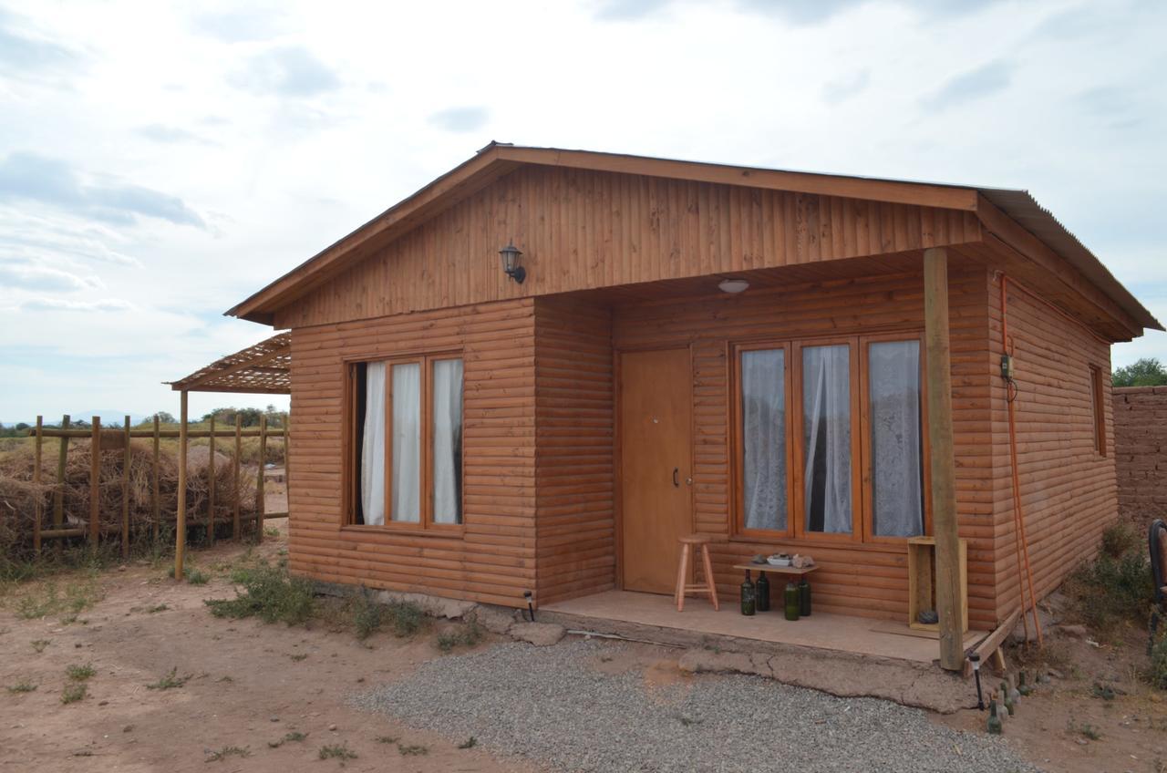 Cabana Laynaturi Сан Педро де Атакама Екстериор снимка